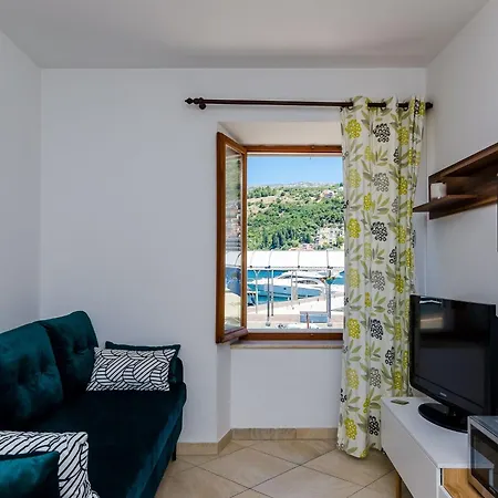 Orka - One-bedroom With Sea View 2 Adults 1 Child Apartmán